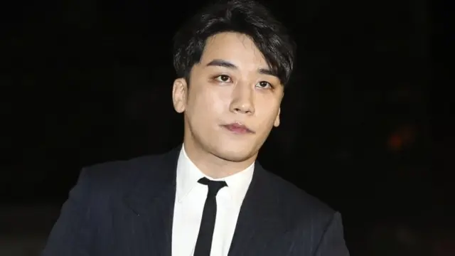 Seungri.