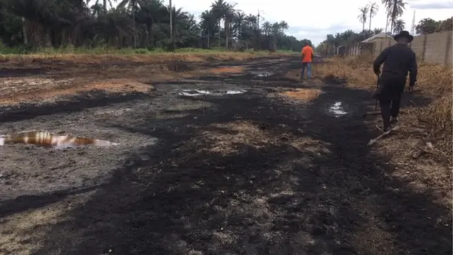 Pipo run commot di village wen di fire start