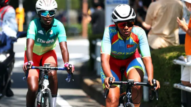 ሞሳና ደበሳይ ምስ ኢትዮጵያዊት ተወዳዳሪት