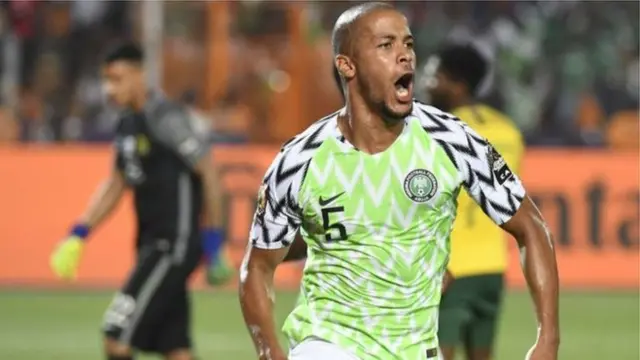 Agbabọọlu Naijiria Ekong to jẹ goolu keji