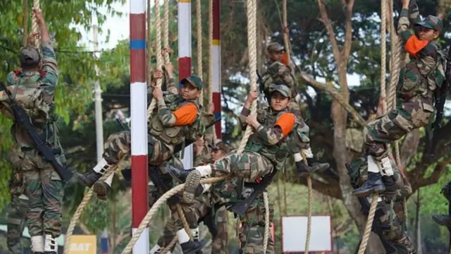 महिला सैनिक