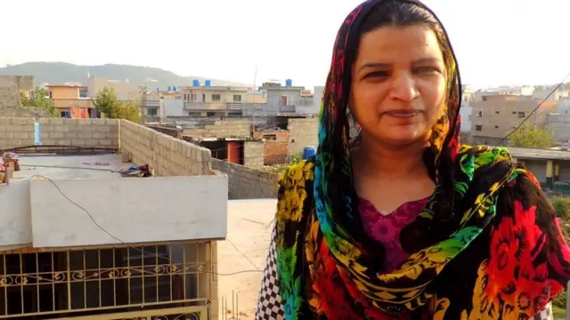 नाज़िया