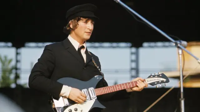 John Lennon se apresenta na Itáliajogar caça niquel on line gratis1965