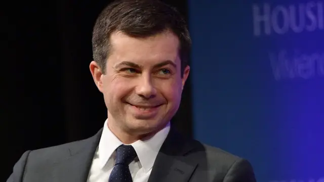 부티지지는 2월부터 시작된 민주당 대선 경선에서 1위와 2위를 기록하며 '파란'을 일으키고 있다는 평가를 받고 있다