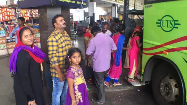 அரசு பேருந்துகள் மீது கல் வீச்சு: தொழிற்சங்க நிர்வாகிகள் கைது