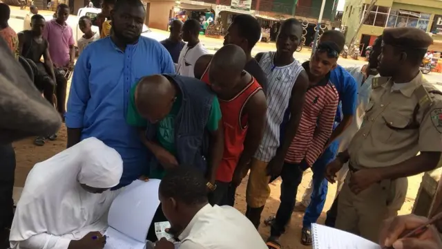 Àwòrán àwọn olùdìbò