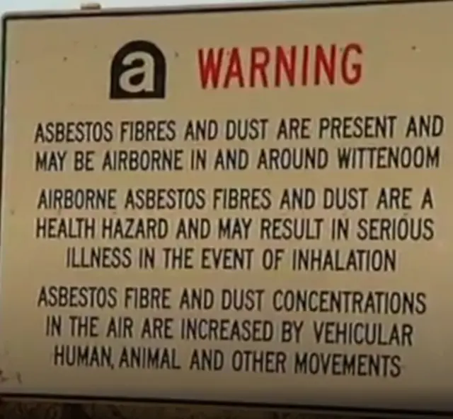 વિટ્ટનૂમ ગામમાં લાગેલું ચેતવણીનું બૉર્ડ