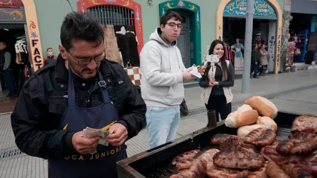 Vendedor de chorizos en Buenos Aires