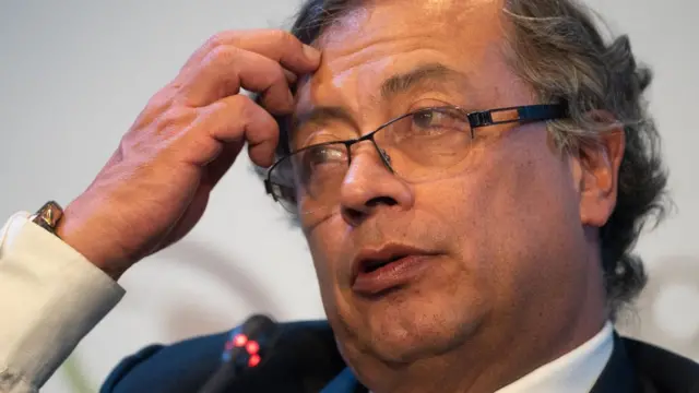 Perú y Colombia: el Congreso peruano declara a Petro persona non grata -  BBC News Mundo