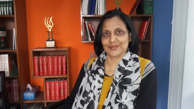 অধ্যাপক আমেনা মহসিন