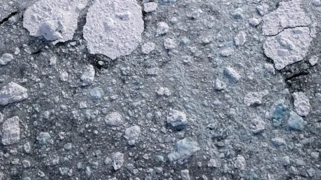 ዝመኸኸ በረድ