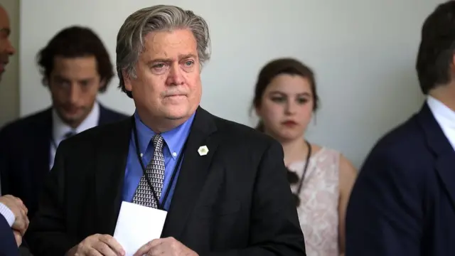 स्टीव बैनन