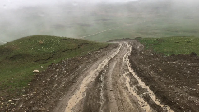 Qusar. keçilməz yollar