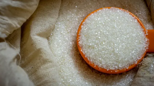 உயர்ந்து வரும் சர்க்கரை விலைகளுக்கு எத்தனாலும் ஒரு காரணமாகக் கூறப்படுகிறது