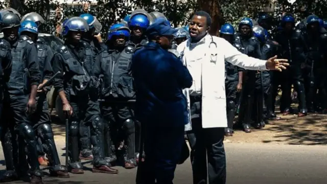 Doctors protest in Zimbabwe