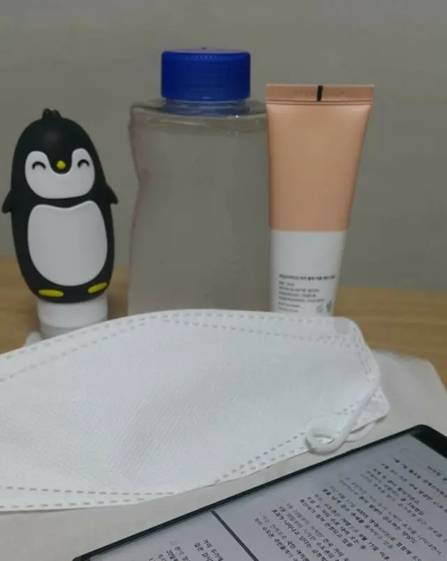 신환희 통역사가 브리핑룸에 들고 가는 필수품