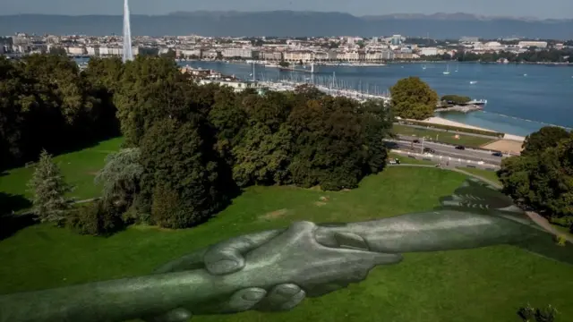 байден путін