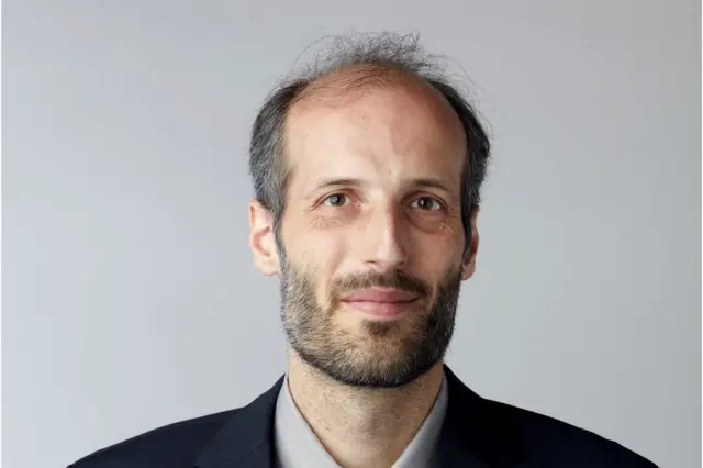 2014년 수상자인 마틴 헤어러