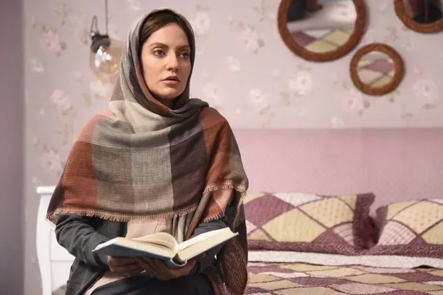 مهناز افشار