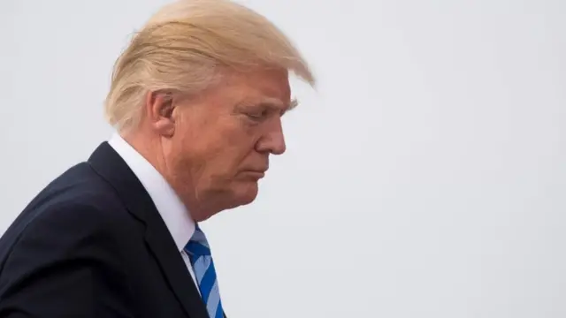 डोनल्ड ट्रंप