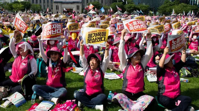 2일 서울광장과 숭례문 일대에서 열린 '7.2전국노동자대회'