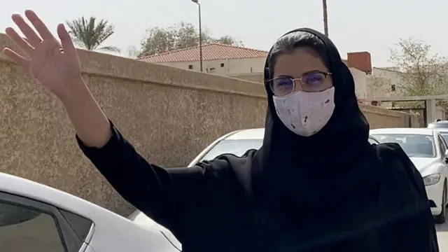 盧加因·哈斯洛爾（Loujain al-Hathloul）