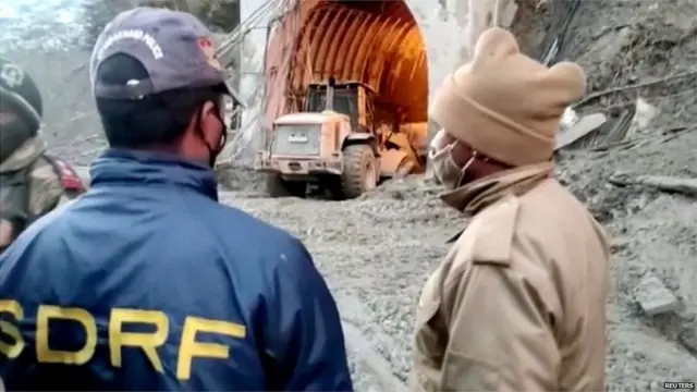 ग्लेशियर टूटने के बाद हुई त्रासदी