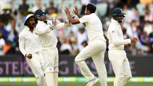 ஆஸ்திரேலியாவில் 10 ஆண்டுகளுக்குப் பின் இந்திய கிரிக்கெட் அணிக்கு டெஸ்ட் வெற்றி