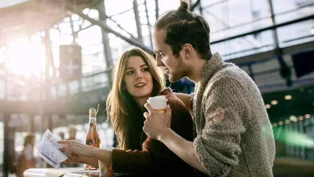 एक नौजवान जोड़ा