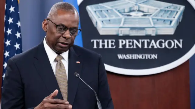 Lojd Ostin, američki ministar odbrane rekao je da je ovo najveći paket vojne pomoći za Ukrajinu