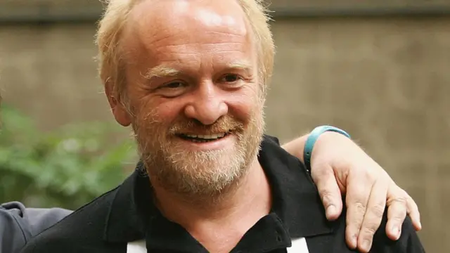 El prestigioso chef británico Antony Worrall Thompson cree que las abuelas saben más que los científicos de cocina.