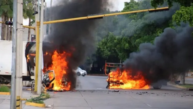 Violencia en Culiacán: las imágenes del caos y la violencia desatada en la ciudad mexicana por el intento de captura de Ovidio Guzmán López - BBC News Mundo