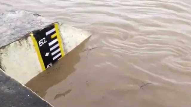 ధవళేశ్వరం వద్ద వరద ఉధృతి