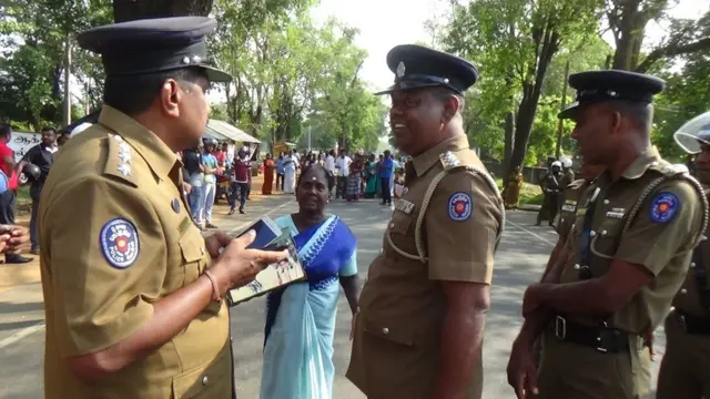 இலங்கை : வடக்கு, கிழக்கு மாகாணங்களில் முழு கடையடைப்பு போராட்டம்