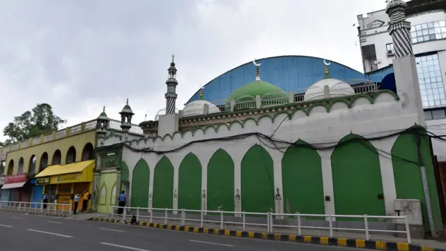 कश्मीरी मस्जिद