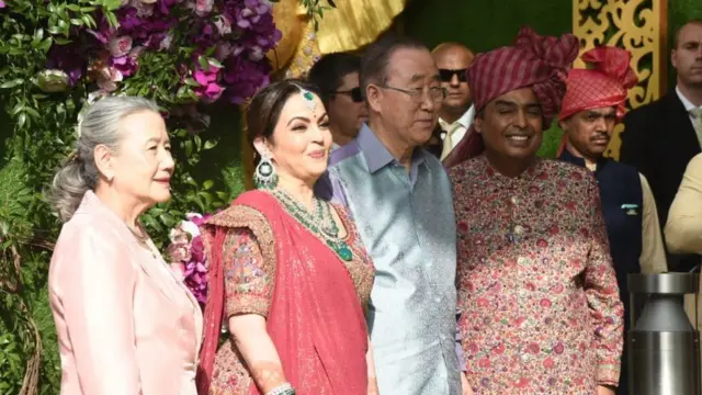 मुकेश अंबानी