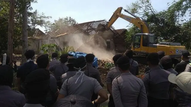 pembongkaran proyek bandara yogyakarta