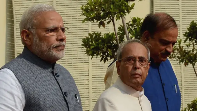 मोदी और प्रणब मुखर्जी