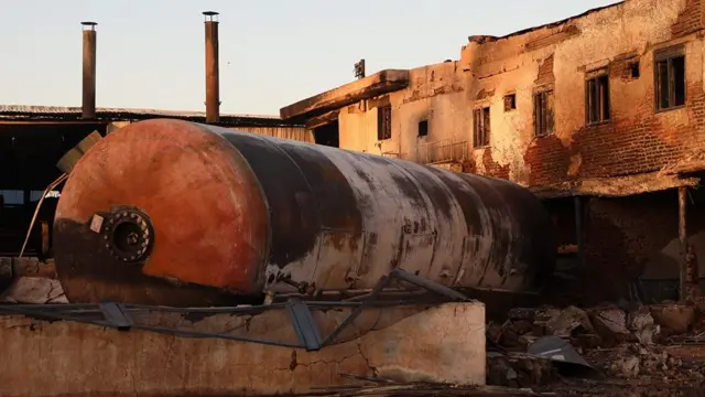 சுடான் தீ விபத்து: 22 பேர் பலி, இந்தியர்களின் நிலை என்ன? - விரிவான தகவல்கள்