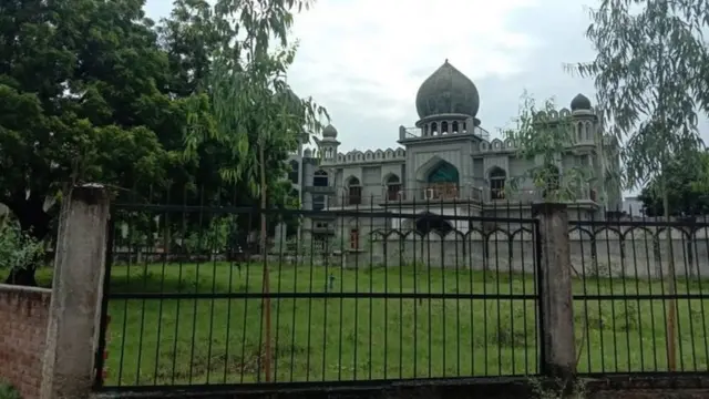 مولانا کلیم صدیقی، مدرسہ