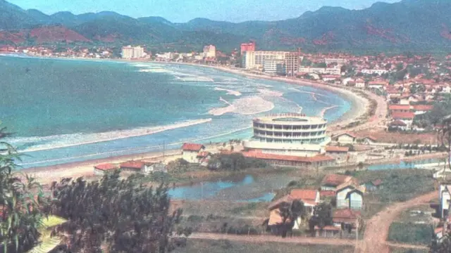 Photo de Praia Central dans les années 60.