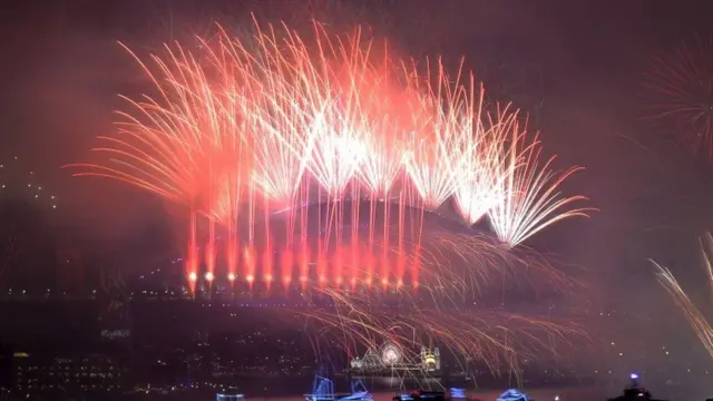 આ તસવીર પણ ઓસ્ટ્રેલિયાના સિડની હાર્બરની છે.