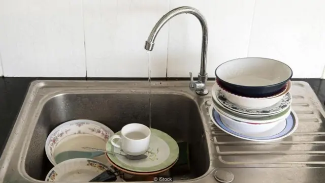 आंख किसी एक चीज पर ही फोकस करती है.