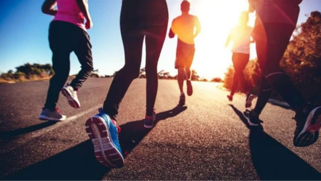 รูปขาเหล่านักวิ่ง