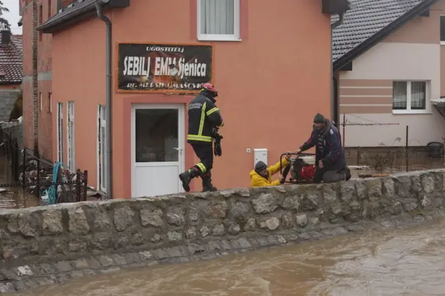 Поплаве Сјеница