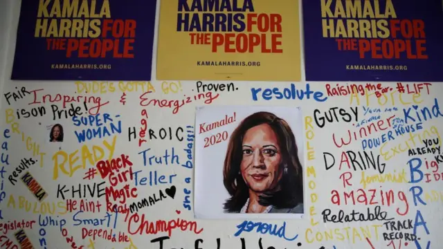 Cartaz da campanhaaposta bet365 copa do mundoKamala Harris