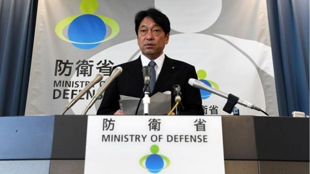 日本防衛大臣