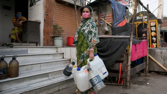 অপ্রাতিষ্ঠানিক খাতের কর্মী