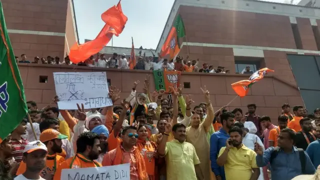 பா.ஜ.க அலுவலகத்தில் உற்சாகம் கொண்டாட்டம்