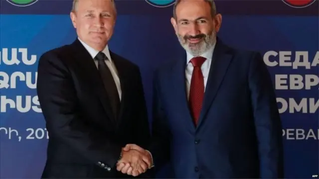 रूस आर्मीनिया और अज़रबैजान दोनों का नज़दीकी है.